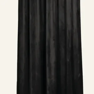 Gardin svart - 135x240cm 7cm Rabatt