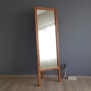 Skadberg Spegel 55 cm Valnöt - Inredning Premium