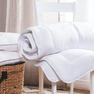 Kabru Täcke 155|220 cm Vit - Textil & mattor Lågt pris