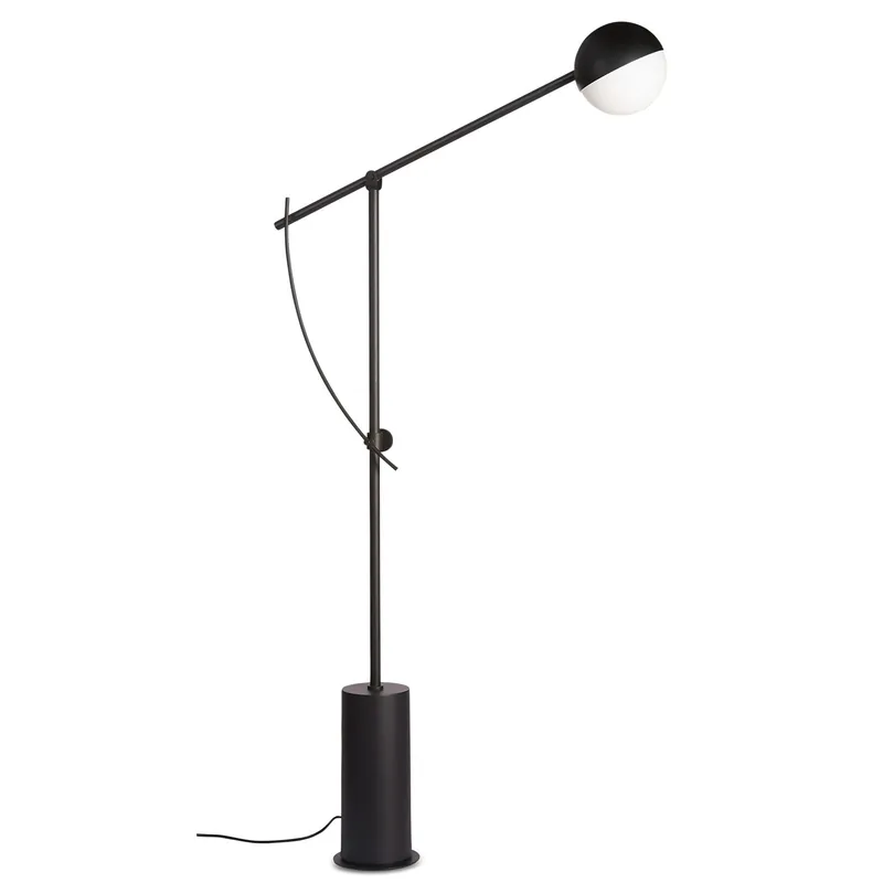 Balancer Golvlampa, Svart Kundfavorit