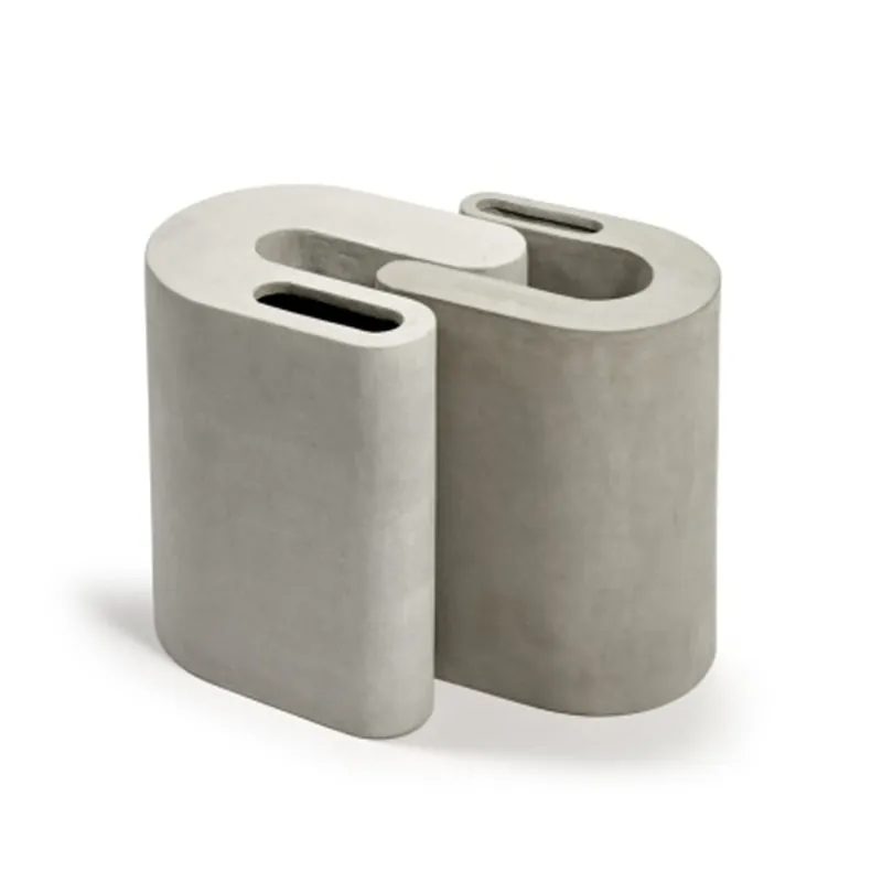 Concrete pall/sidobord 37 cm från Serax Fynd